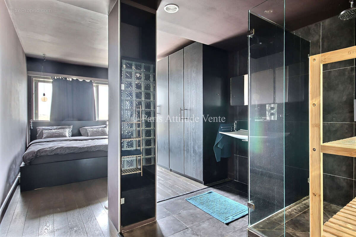 Appartement à PARIS-15E