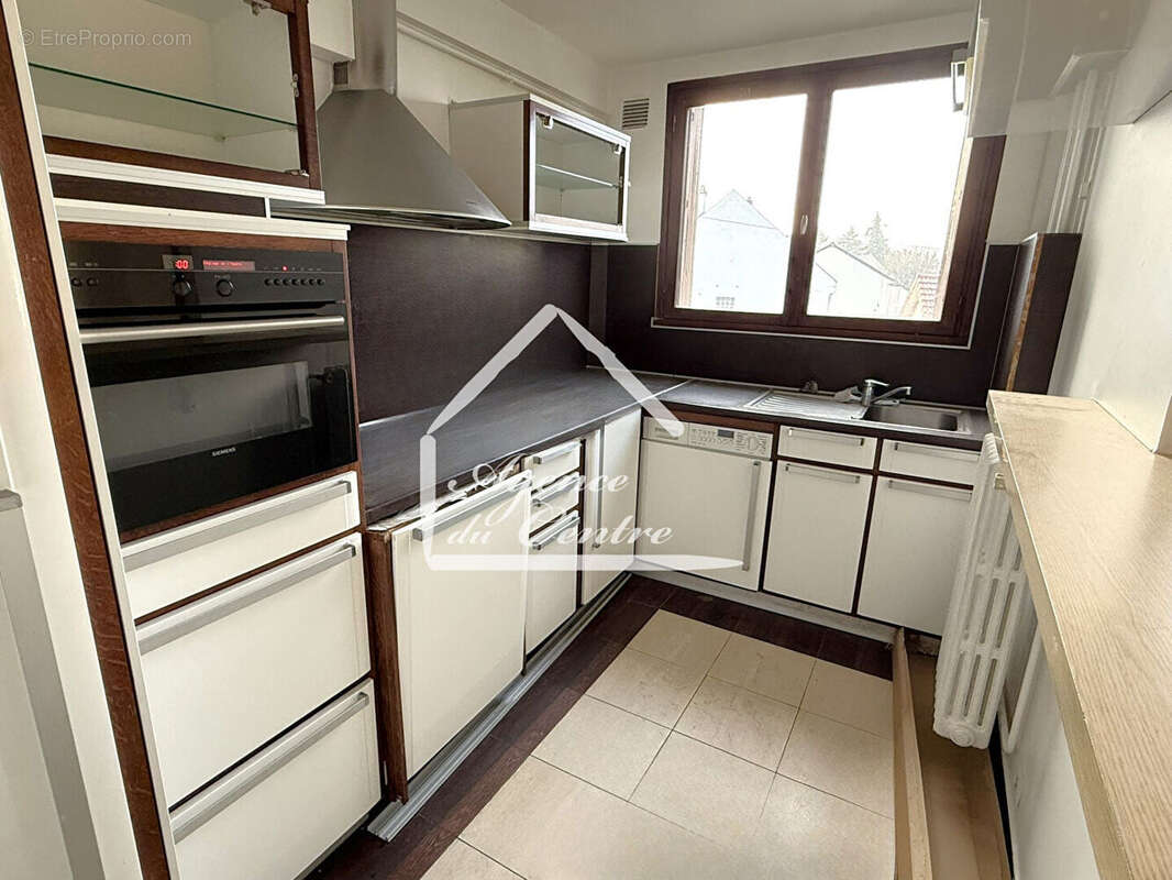 Appartement à L'HAY-LES-ROSES