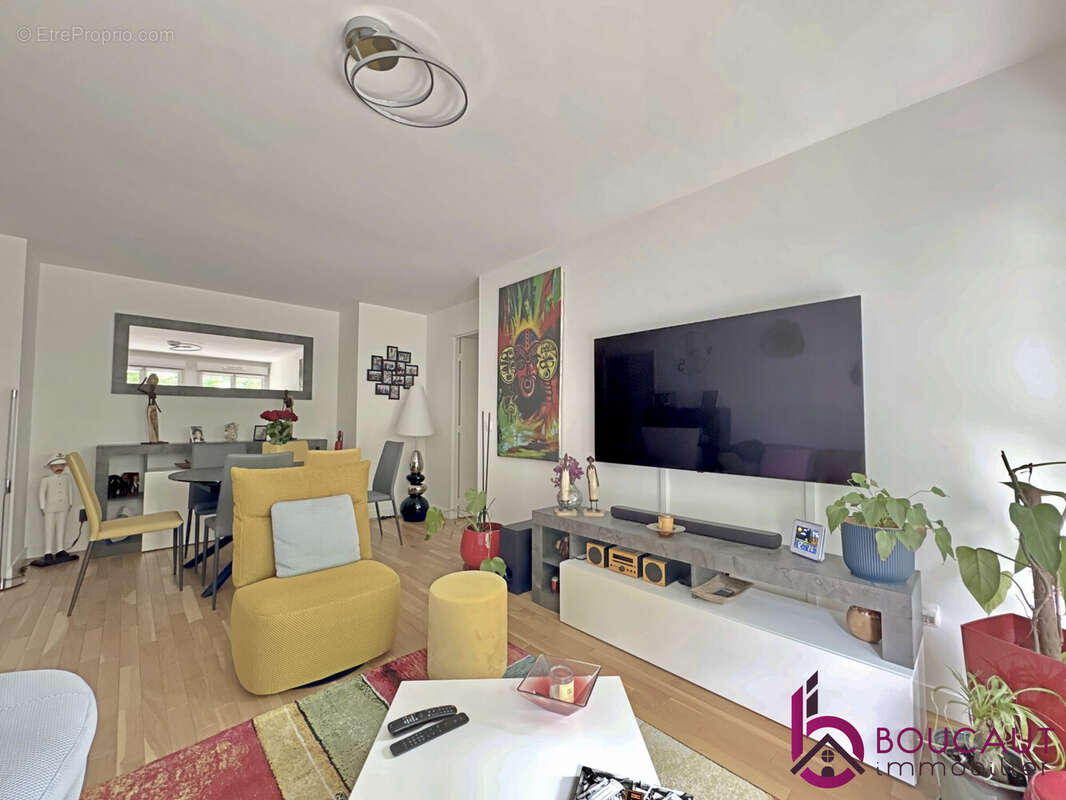 Appartement à LE PLESSIS-ROBINSON