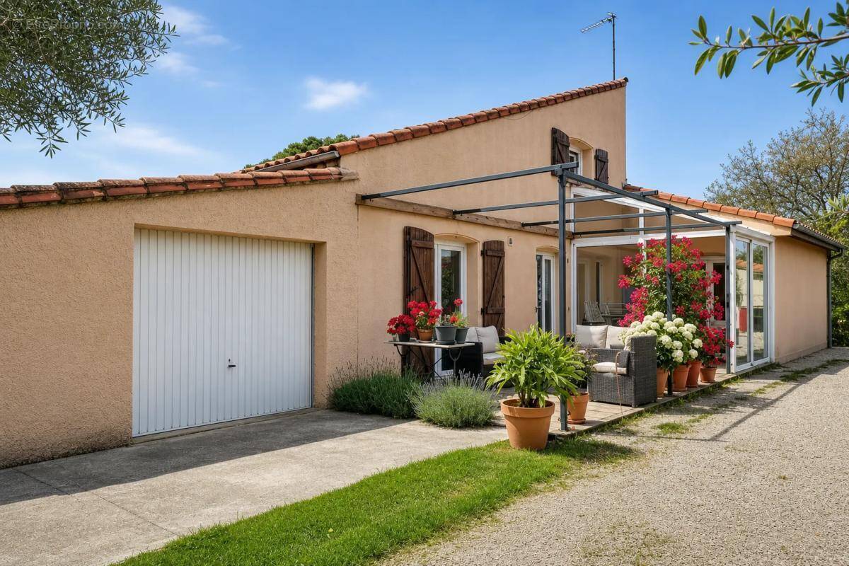 Maison à FROUZINS