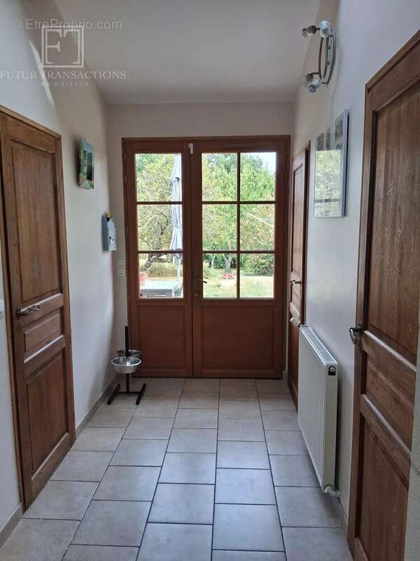 Maison en pierres avec piscine - photo 4