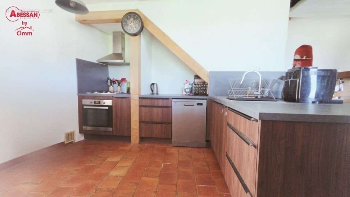 Maison à LEZAN
