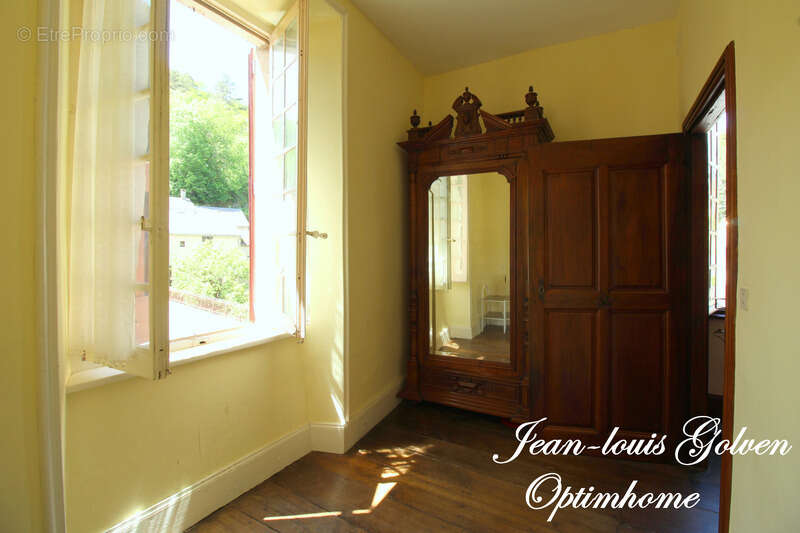 A vendre élégante Demeure de caractère à Saint Sernin Sur Rance - photo 17
