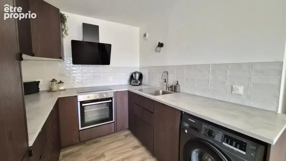 ARPAJON, T3 - 64.85 m² - Très bon état - Balcon - parking - photo 8