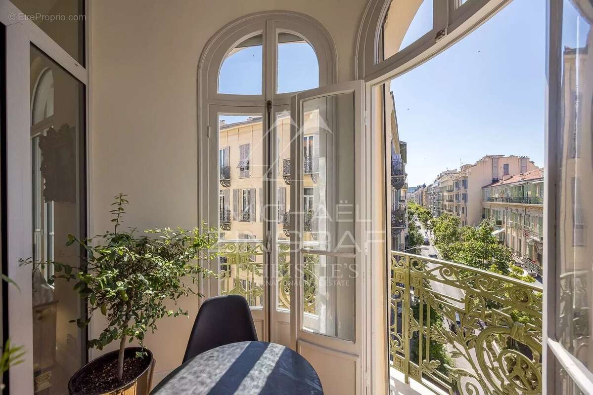 Appartement à NICE