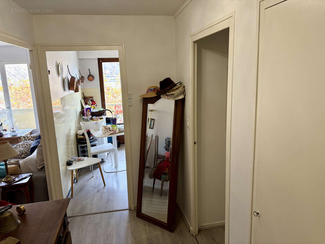 Appartement à SAINT-JEAN-DE-MAURIENNE