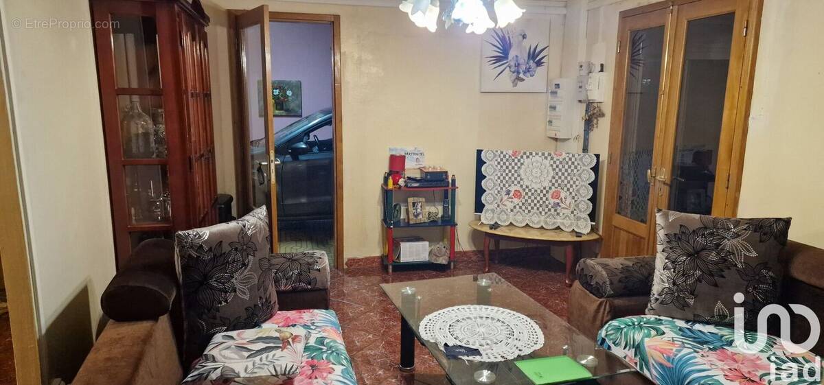 Photo 1 - Maison à SAINT-BENOIT