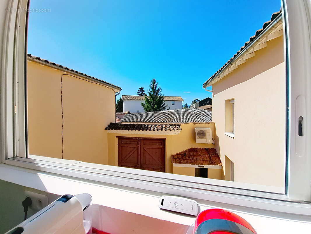 Appartement à VOURLES