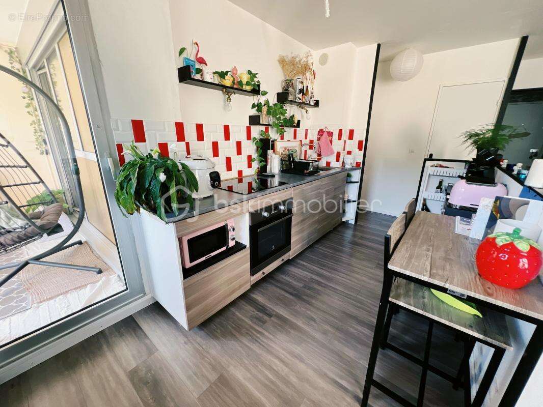 Grand F2 de 64,55 m² avec balcon, loggia, cave et parking – Dourdan - photo 4
