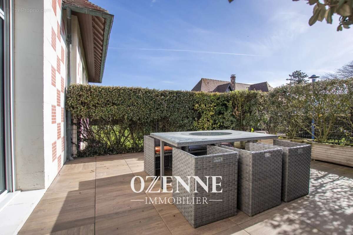 Appartement à BENERVILLE-SUR-MER