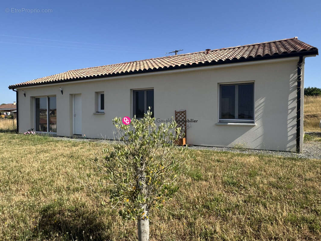Maison à SAINT-SANTIN