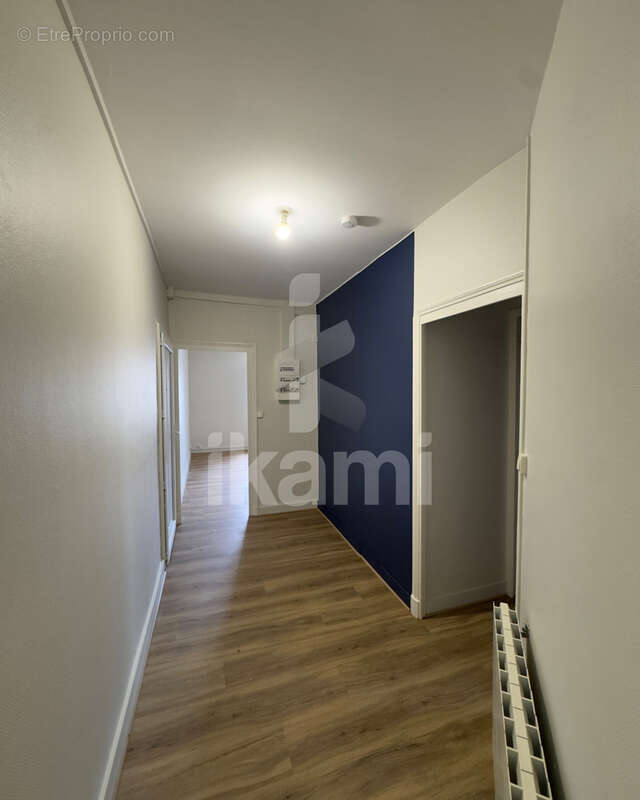 Appartement à NEUVY-SUR-BARANGEON