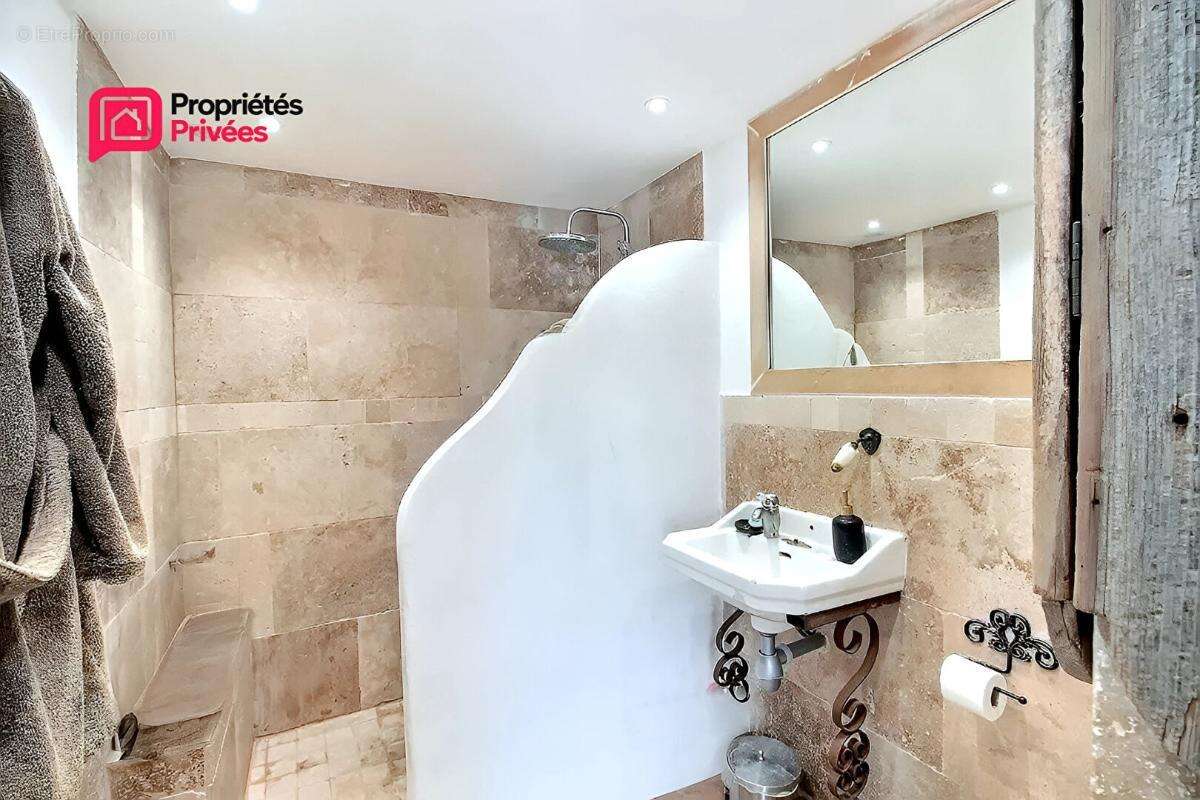 Villa Uzes 4 pièce(s) 78 m2 , 6 minutes d'Uzès ? Exclusivité ? Villa contemporaine de 2019 avec vue dominante - photo 10