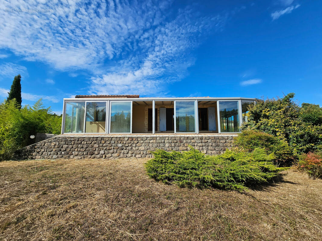 Maison à LES ASSIONS