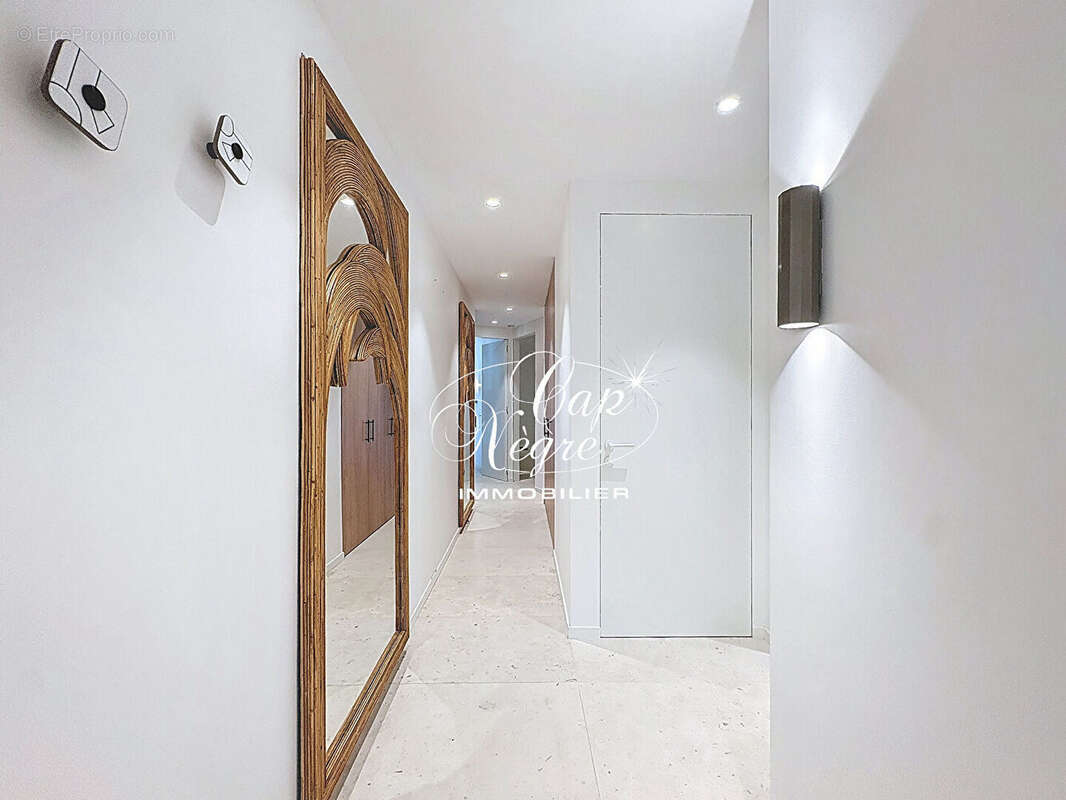 Appartement Rayol Canadel Sur Mer 4 pièce(s) 94.63m² - photo 7