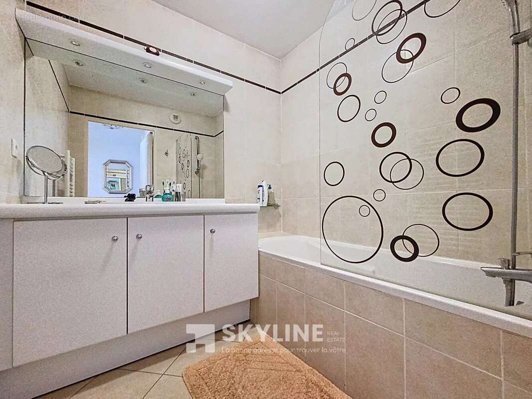 Appartement à MARSEILLE-12E
