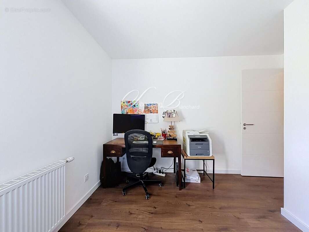 Appartement 82 m² à Rumilly  - photo 8