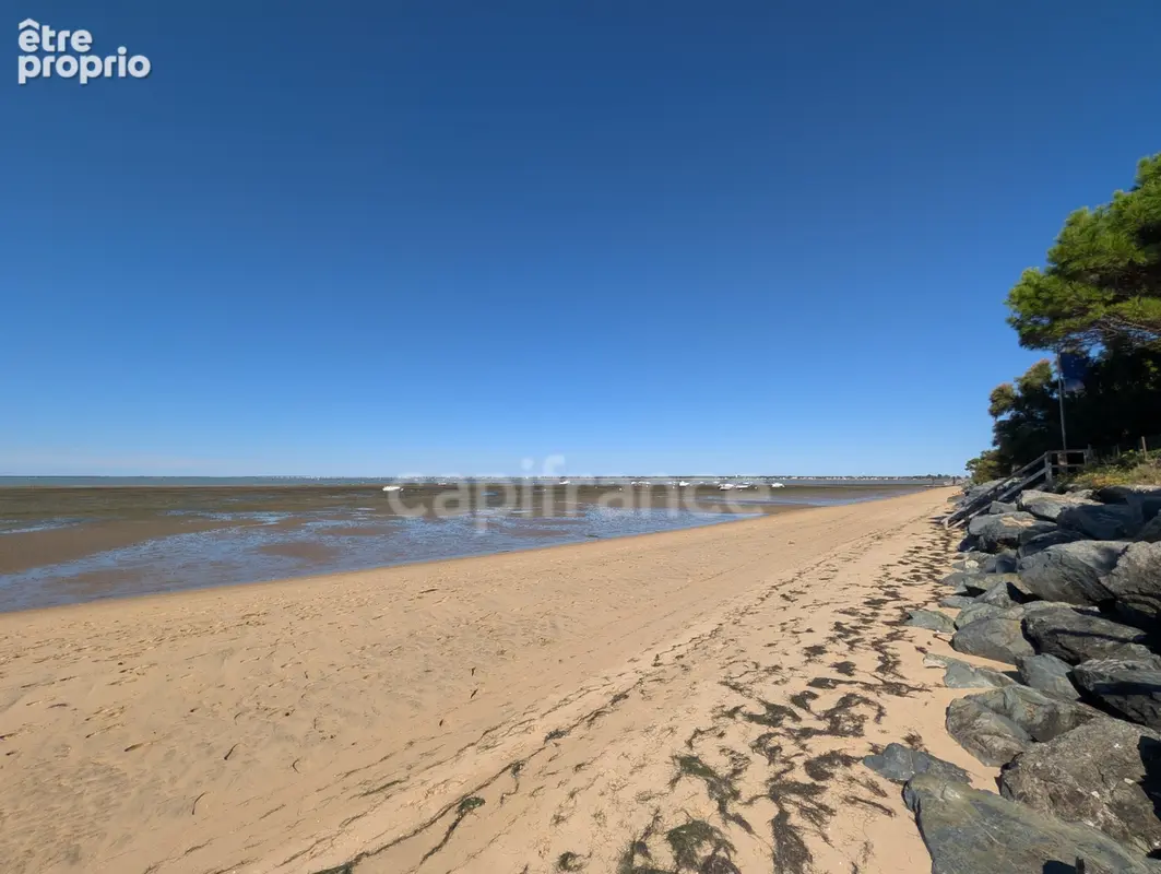 RONCE LES BAINS – À quelques pas de la plage – Appartement 7 pièces de 130 m² avec terrasse et balcon - photo 4