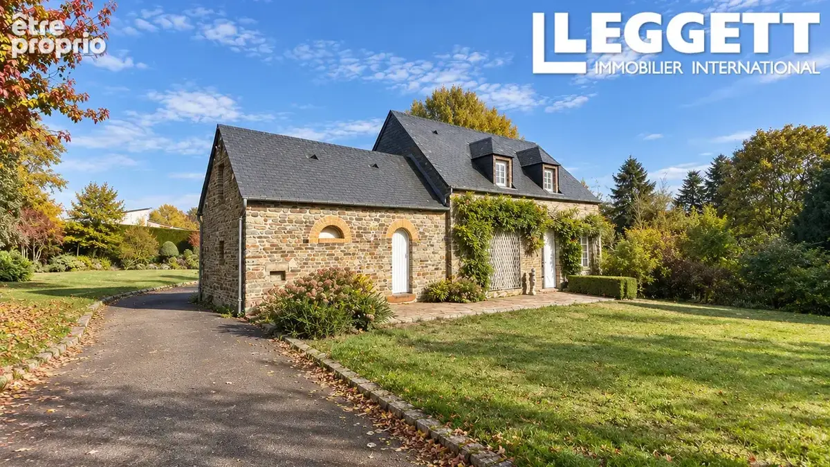 Charmante propriété en pierre avec gîte indépendant, dépendances et un jardin mature et verdoyant - photo 9