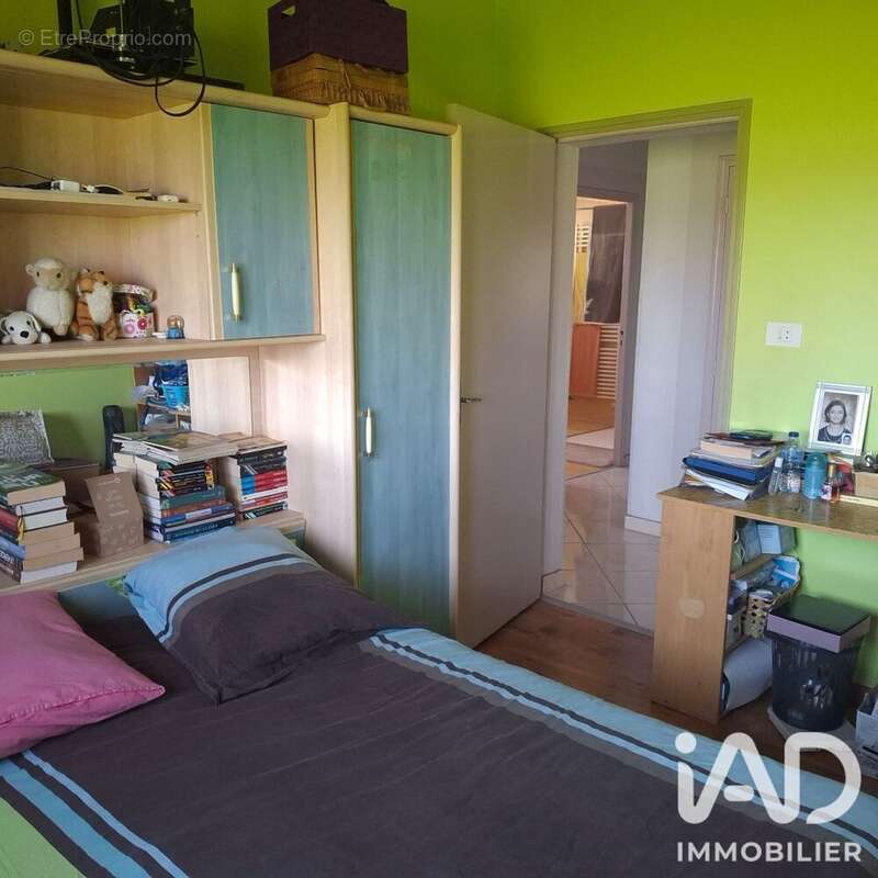 Maison 139 m² à Saint-Nicolas-De-La-Grave  - photo 8