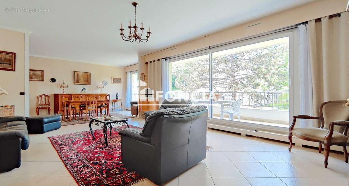 Appartement à LOUVECIENNES