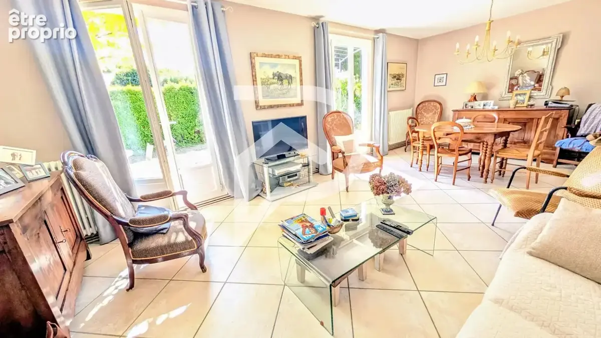 MONTFERRIER - Maison familiale cossue de 160m² avec piscine parfaitement entretenue - photo 3