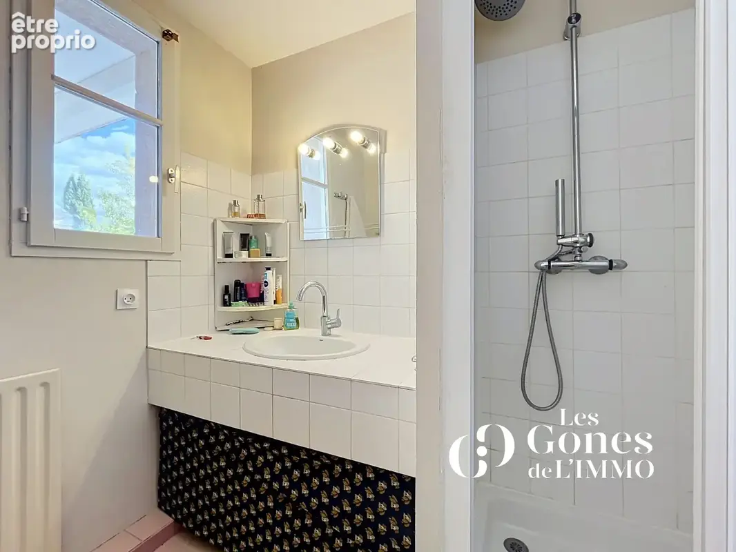 Maison 5 chambres,  familiale au calme   Double garage, sous sol , Secteur Bruissin - photo 8