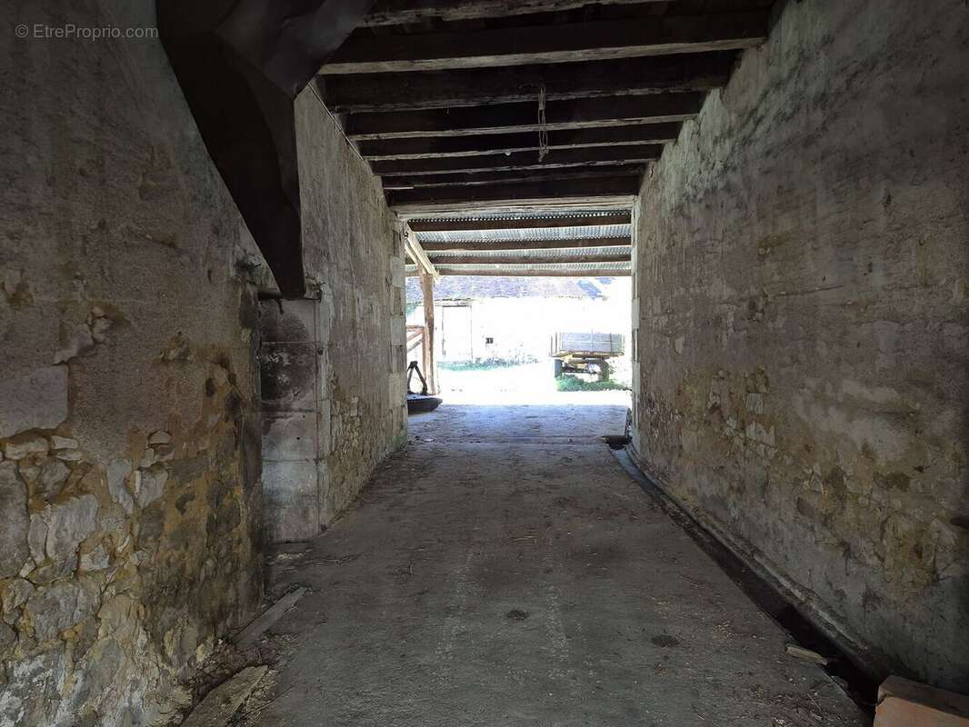 20260317141848 - Maison à SAINT-PARDOUX-LA-RIVIERE