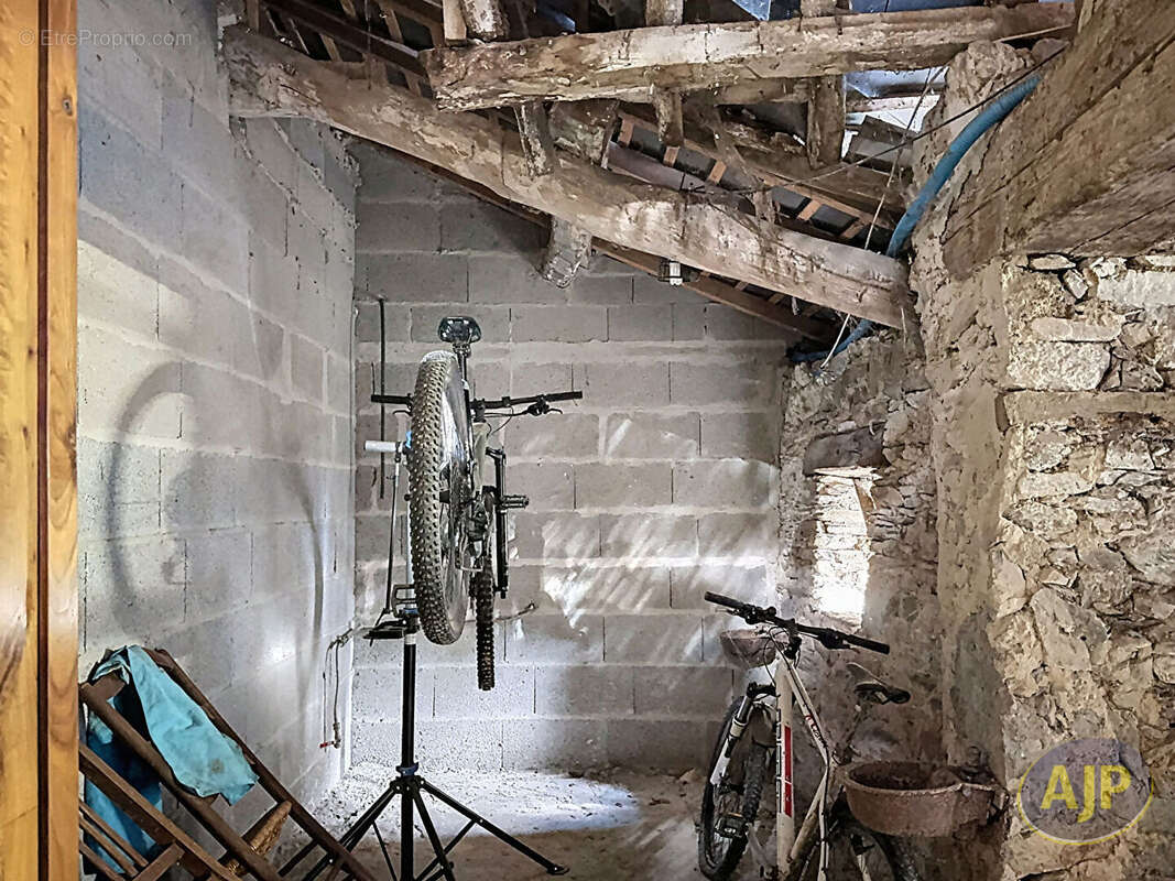 Maison à LES TOUCHES