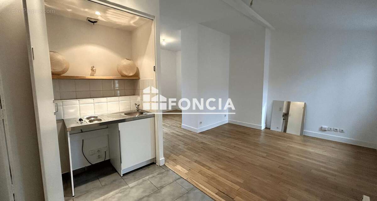 Appartement à LYON-1E
