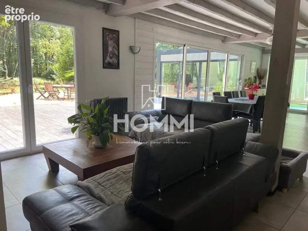 Maison 6 pièces 215 m² à vendre à Le Cellier (44850) - photo 3