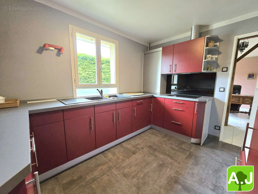 Maison à EZY-SUR-EURE