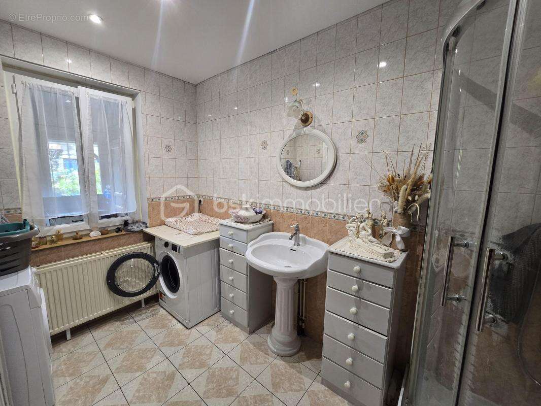 Maison familiale de 138m² - 4 chambres, jardin et garage - Tillé (60000) - photo 10