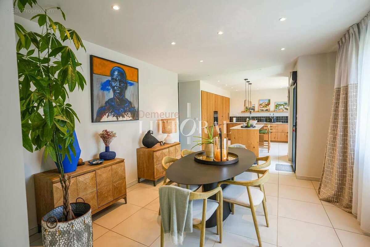 Propriété rénovée atypique dans un environnement paisible - photo 7