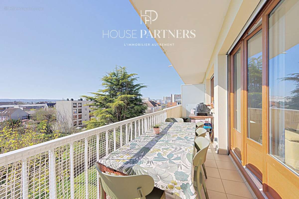 Appartement à RUEIL-MALMAISON