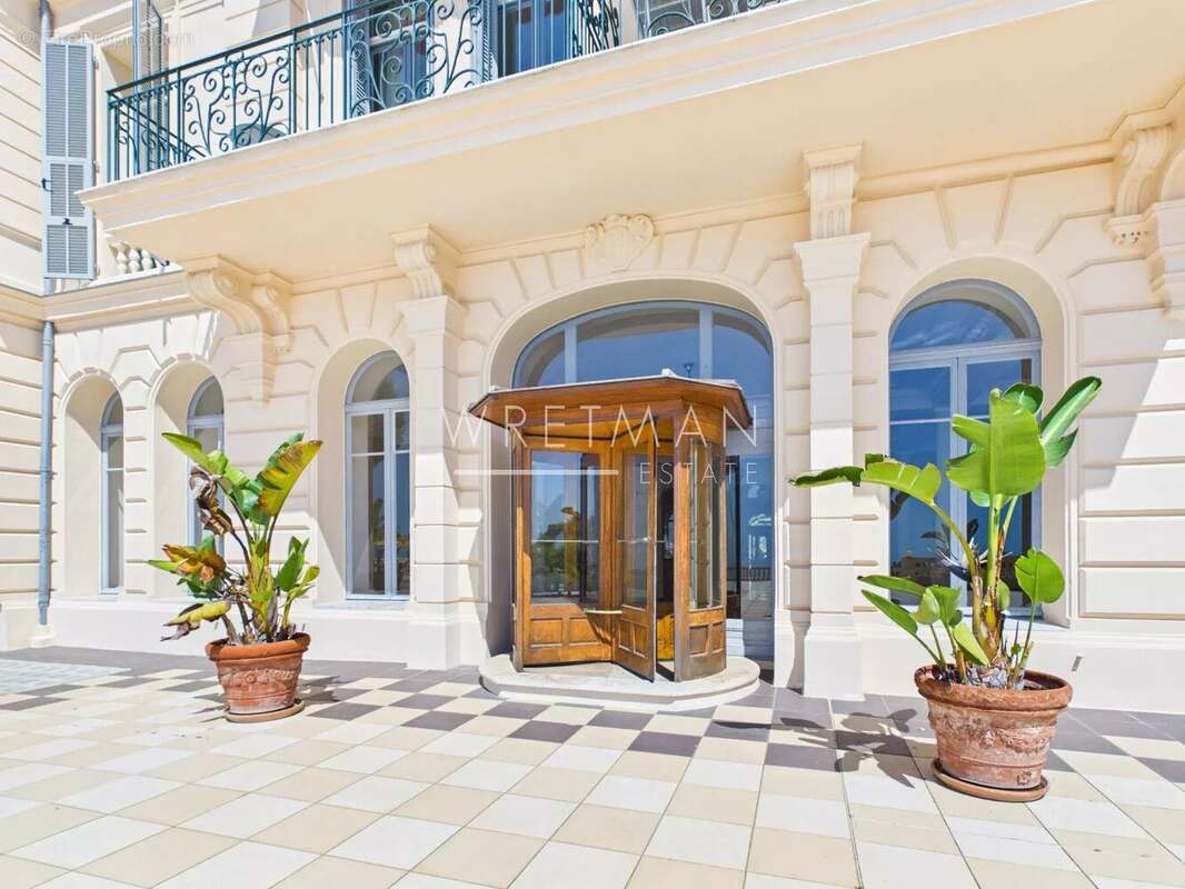 Appartement à ROQUEBRUNE-CAP-MARTIN