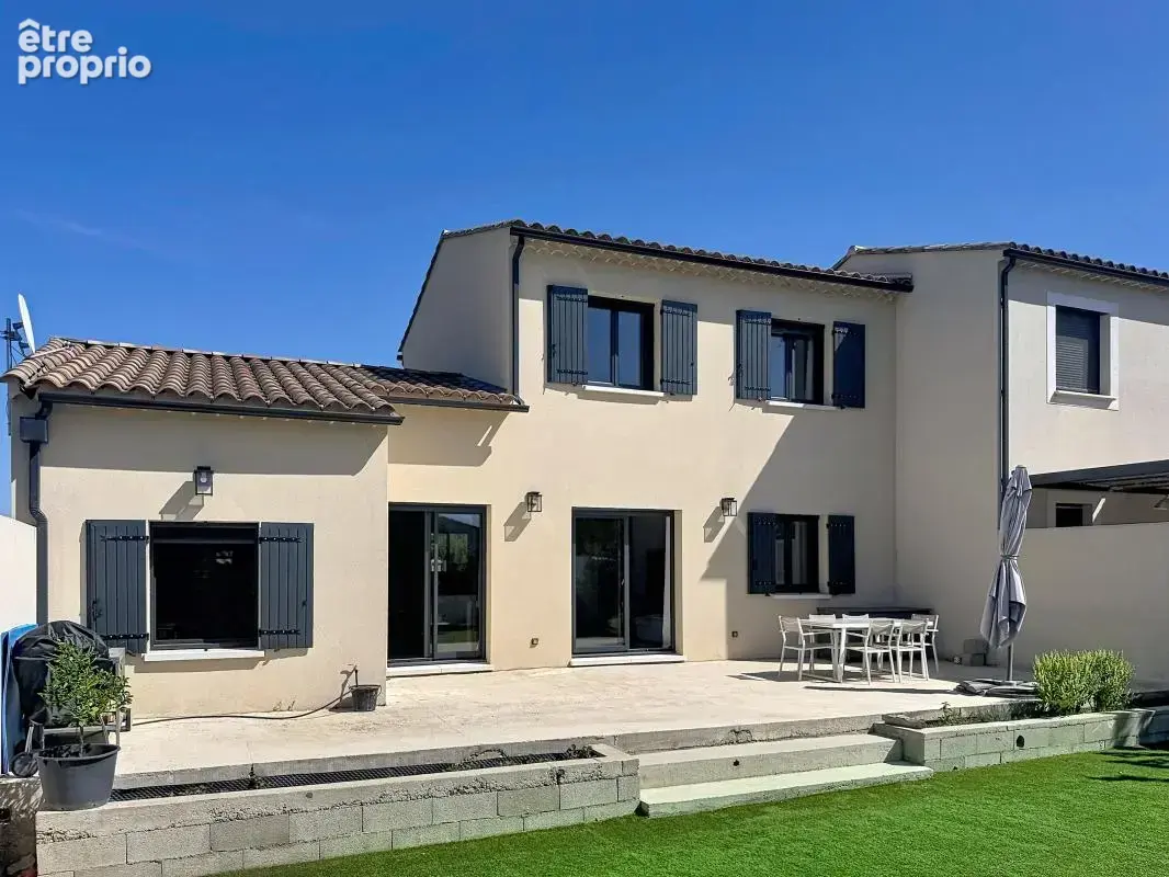 Maison 4 pièces 101 m² à vendre à Mas-Blanc-Des-Alpilles (13103) - photo 2