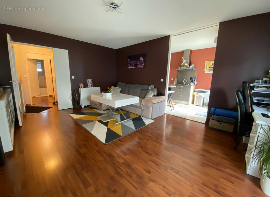 Appartement 70m² à lons - photo 3