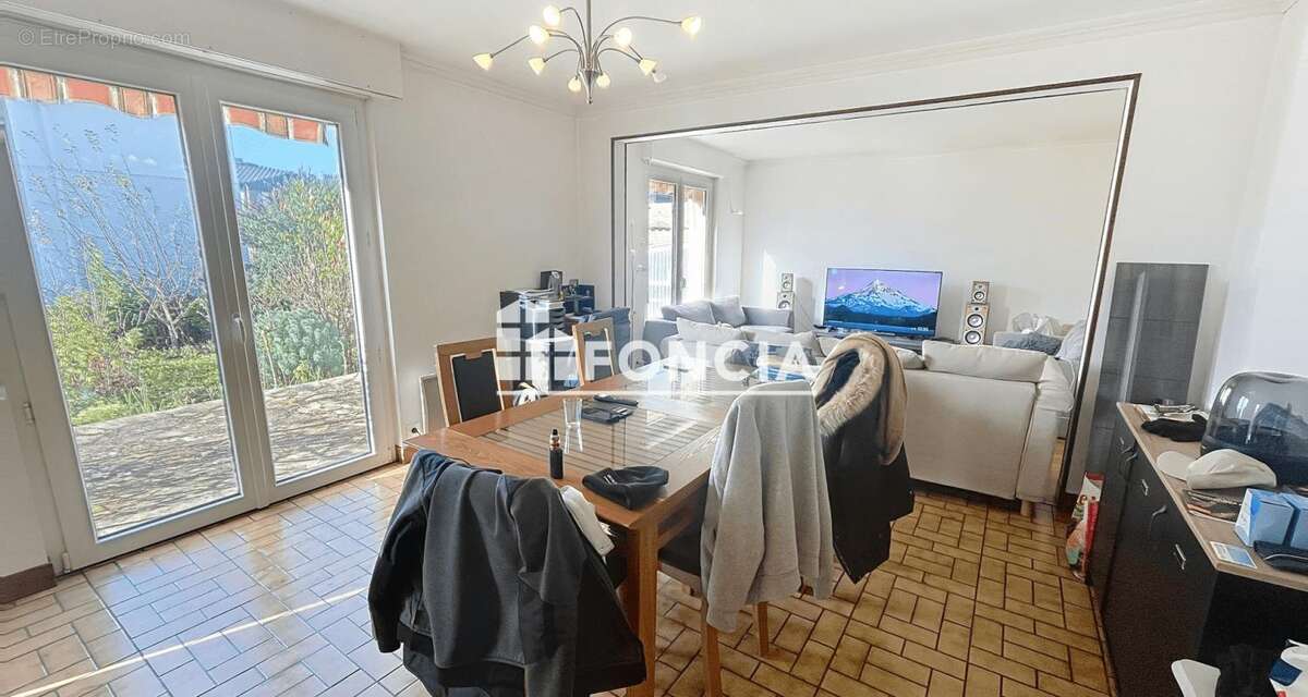 Appartement à FLERS