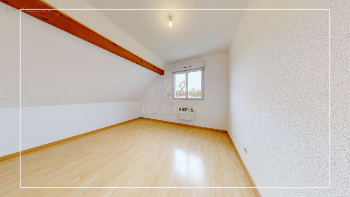 Maison à CHAMPAGNEY