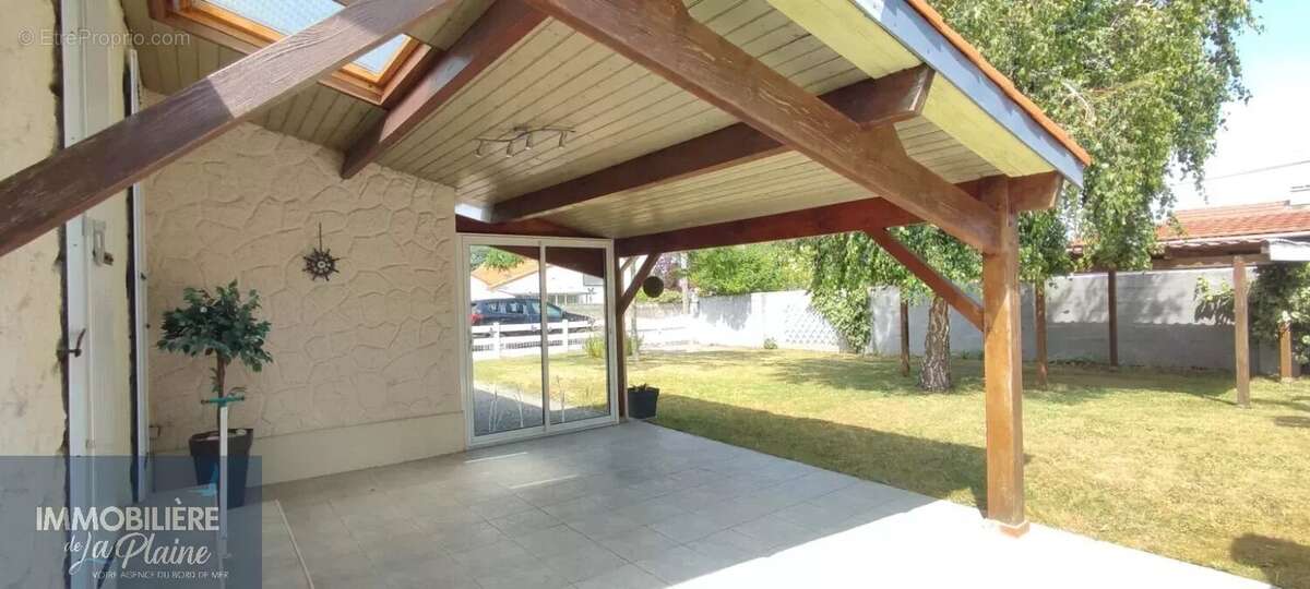 PLAIN-PIED - 3 PIECES - 49 m² environ - photo 3
