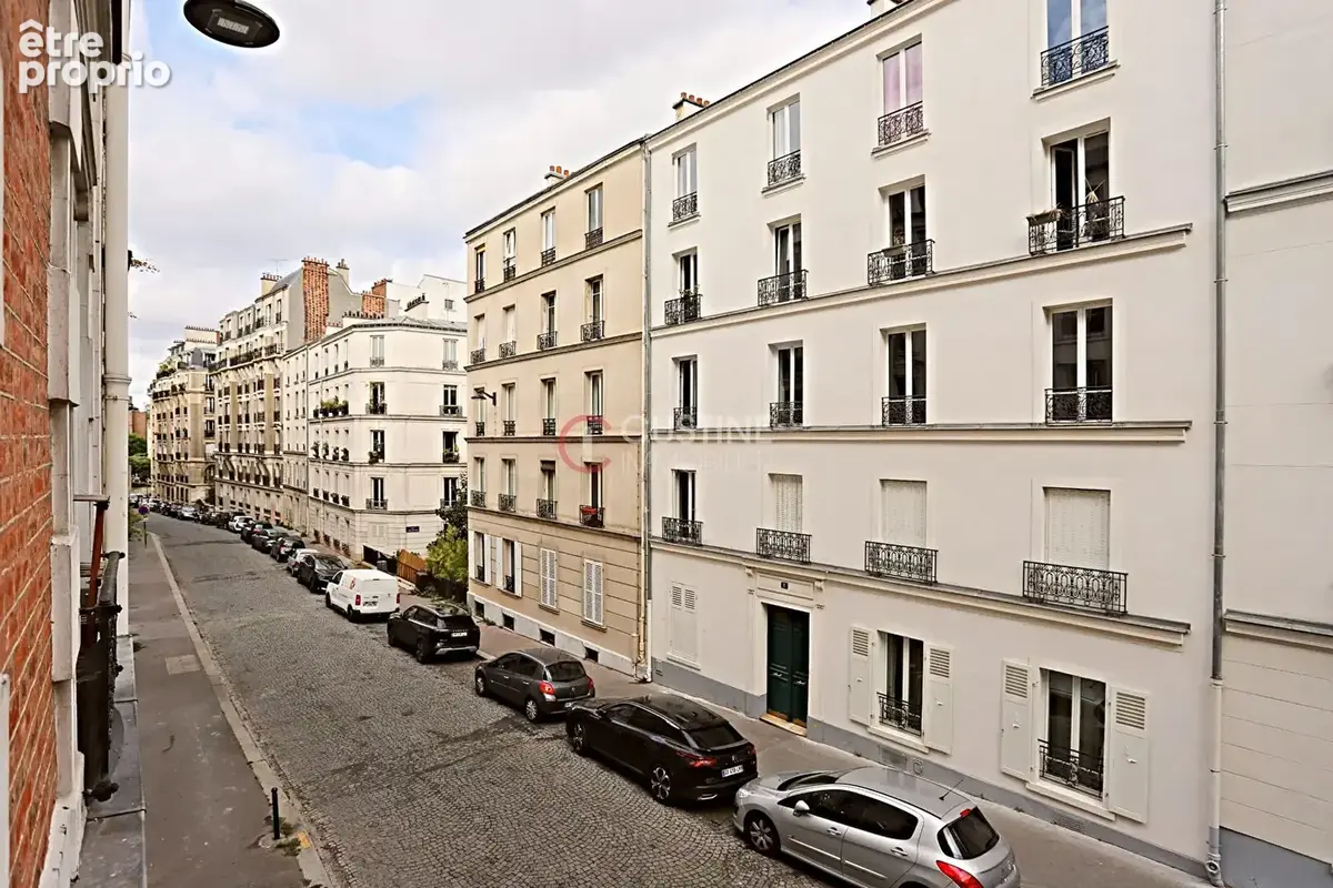 Montmartre -3 pièces de 55 m² avec double séjour et vue dégagée - photo 11