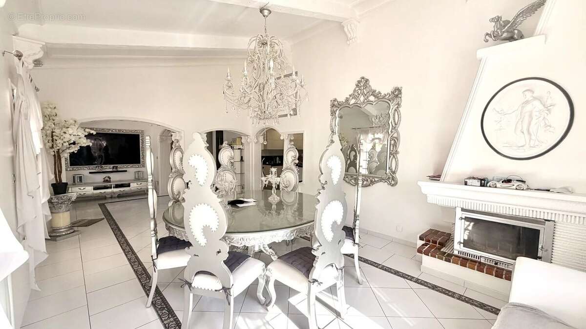 Appartement à VITROLLES