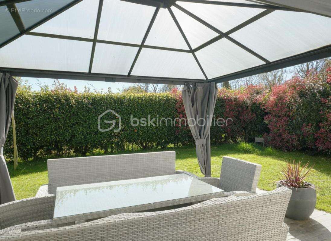 Maison à LA CHAPELLE-THOUARAULT