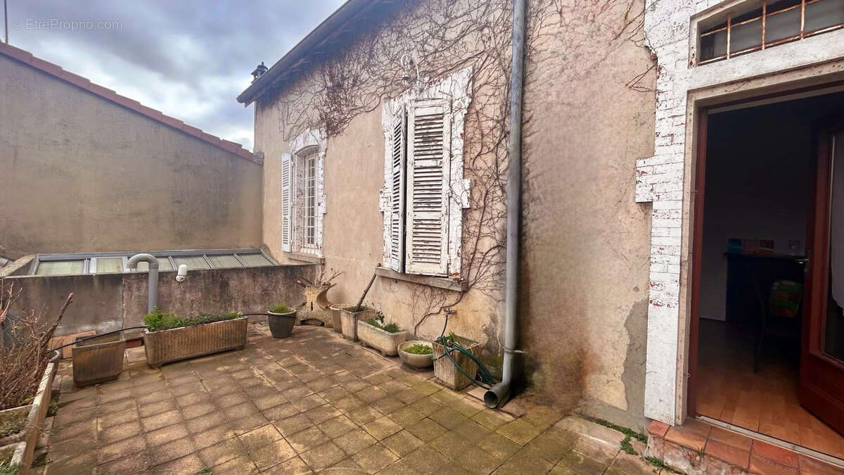 Maison à ROMANS-SUR-ISERE