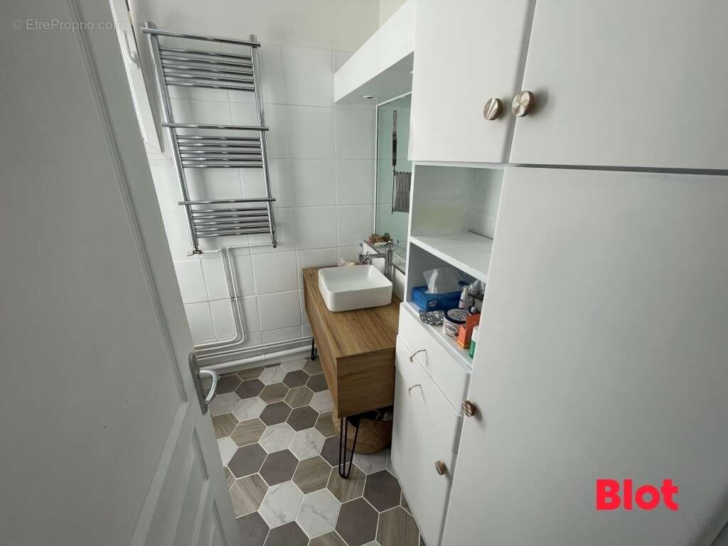 Appartement à FOUGERES