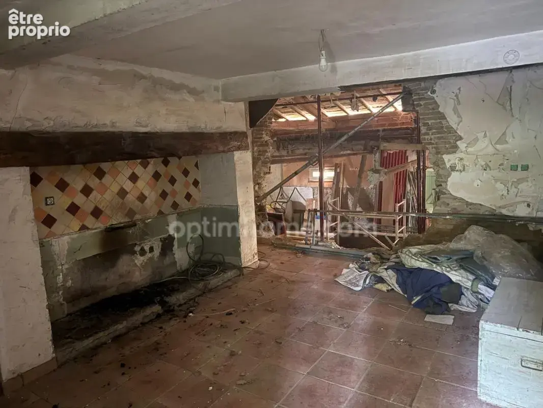 Maison, ferme à rénover, piscine, terrain de 1 900 m² - photo 16