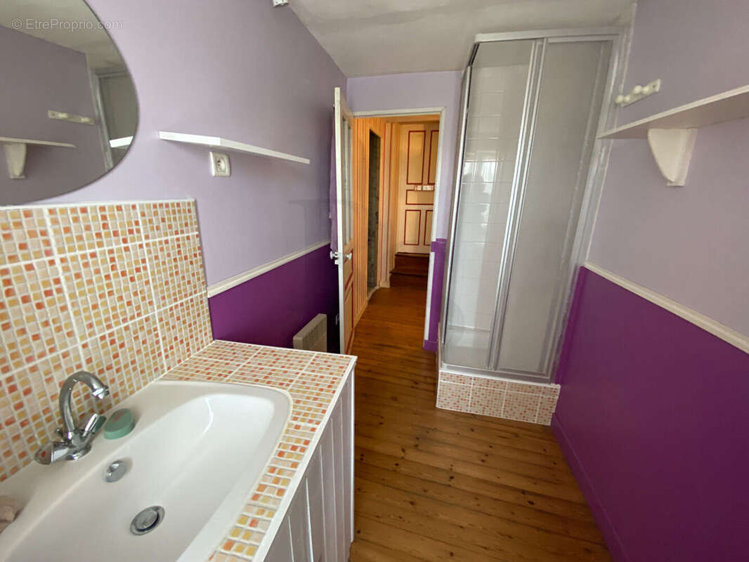 Maison à MONTCHAUVET