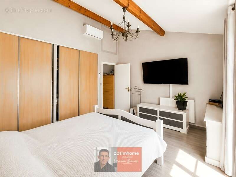 Ghisonaccia – maison familiale avec piscine, jacuzzi et panneaux solaires - photo 8