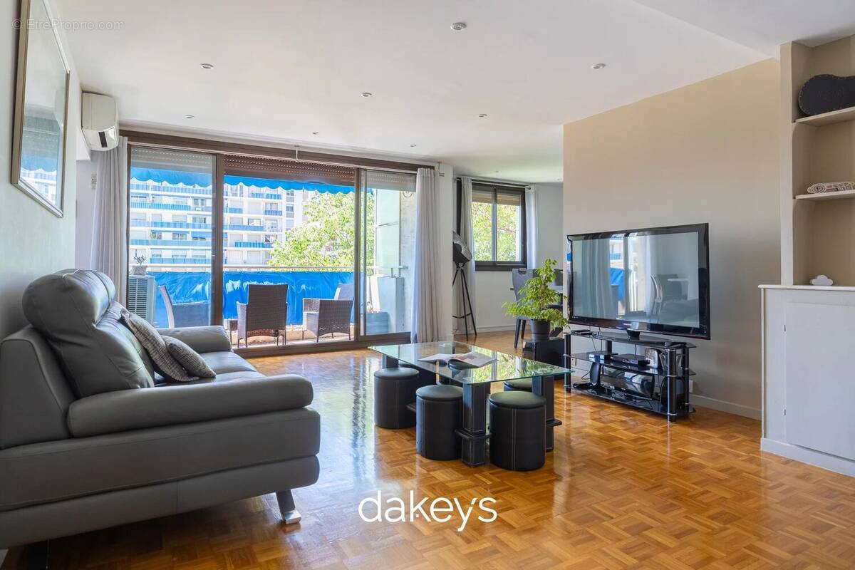 Appartement à MARSEILLE-9E